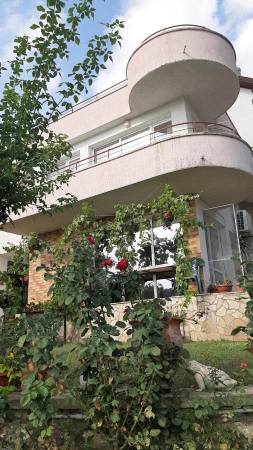 Popov Guest House Balchik Exterior foto