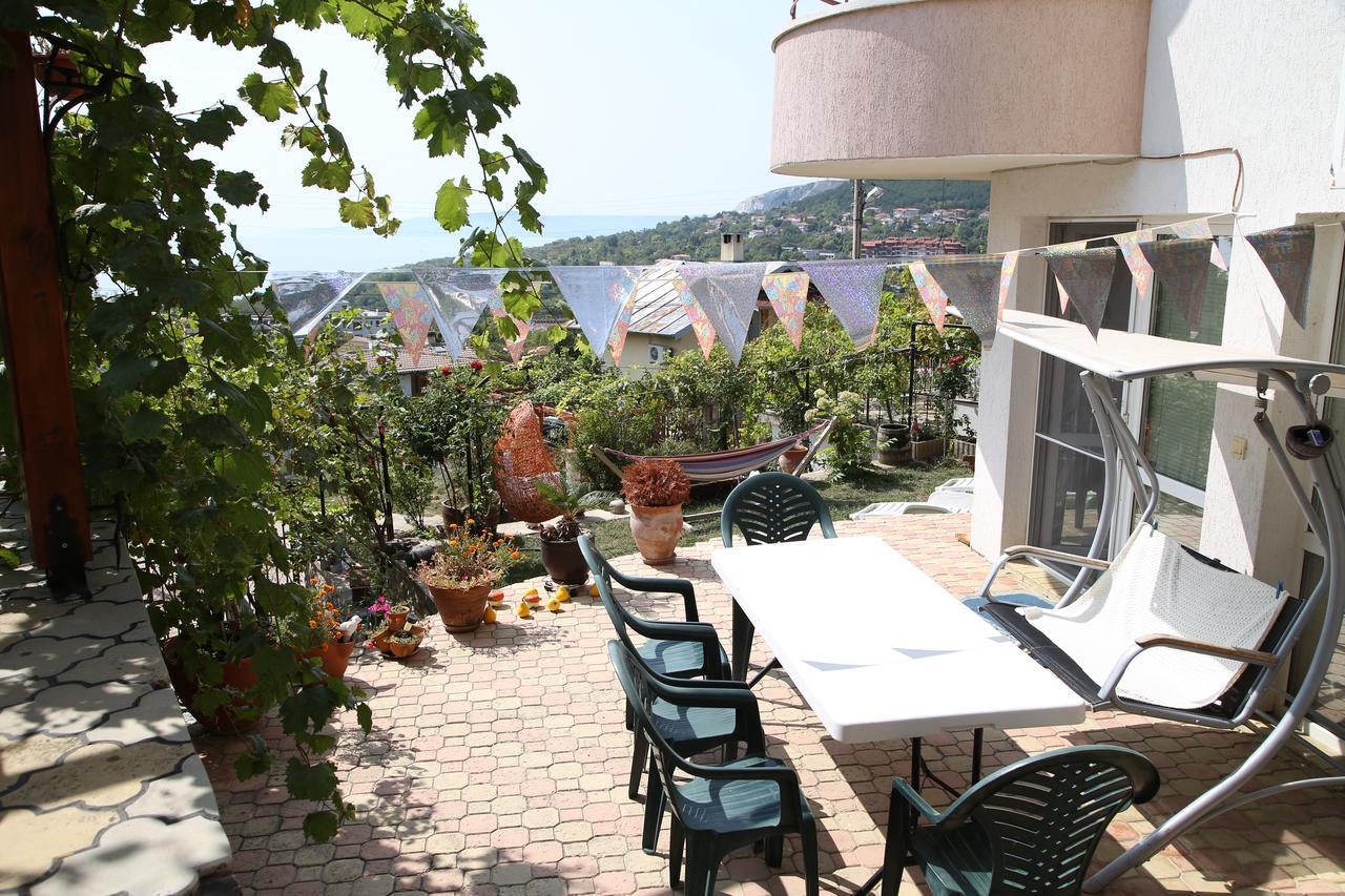 Popov Guest House Balchik Exterior foto