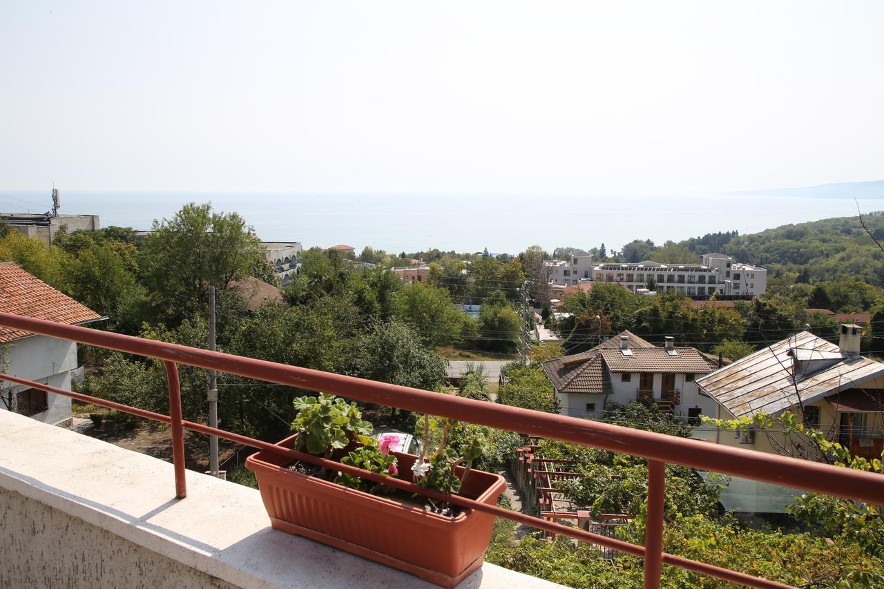 Popov Guest House Balchik Exterior foto