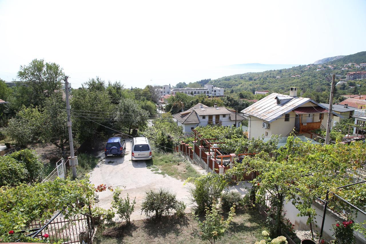 Popov Guest House Balchik Exterior foto