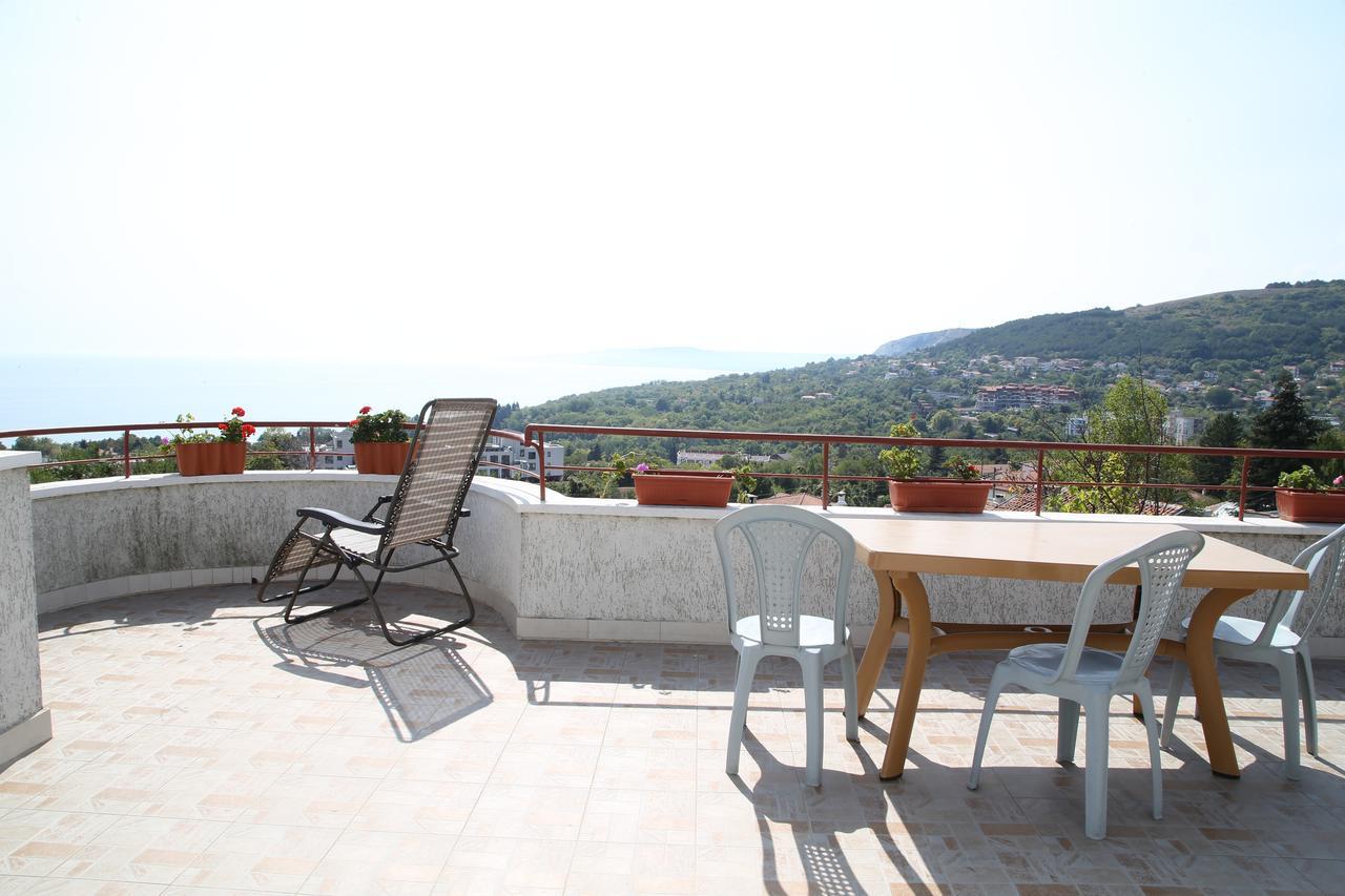 Popov Guest House Balchik Exterior foto