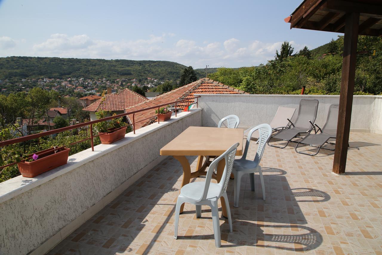 Popov Guest House Balchik Exterior foto